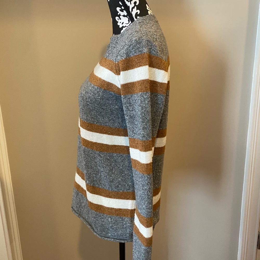 Pinque Sweater - Picture 4 of 5